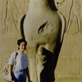 Estatua de Horus en su templo